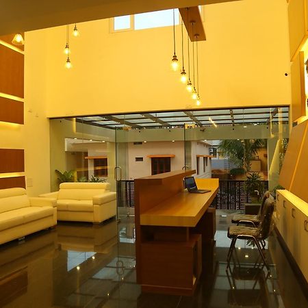 Samarth Residency Hotel Hospet Exterior photo