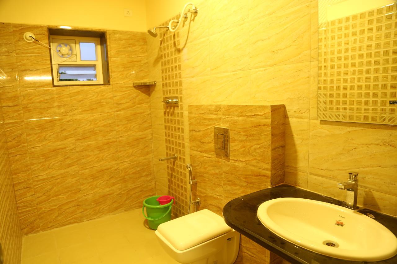 Samarth Residency Hotel Hospet Exterior photo